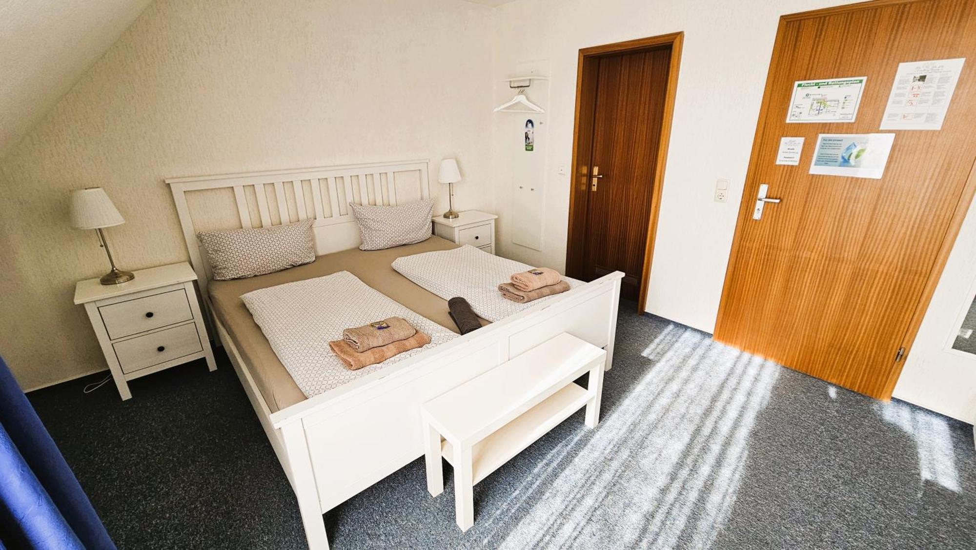 Hotel Dorfkrug Buesum Kamer foto