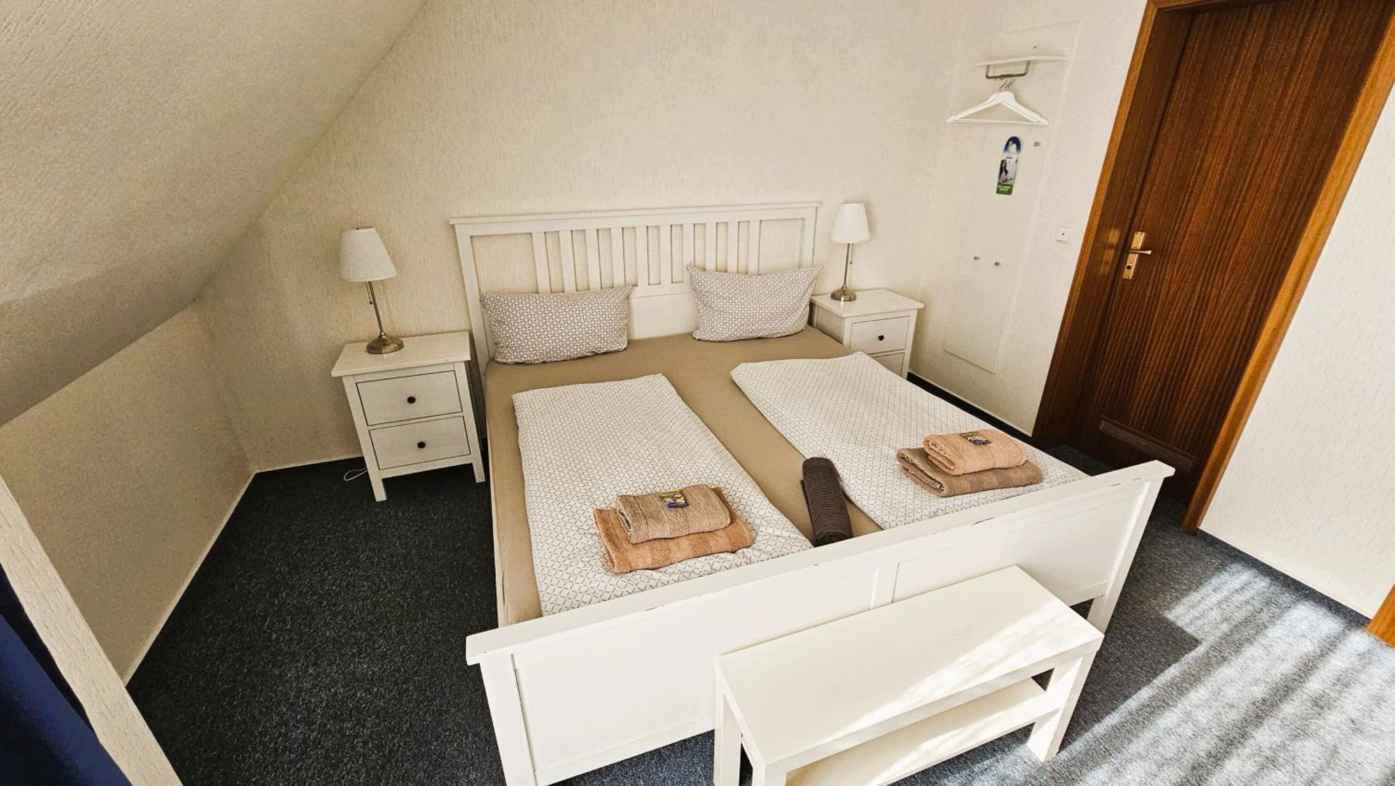 Hotel Dorfkrug Buesum Kamer foto