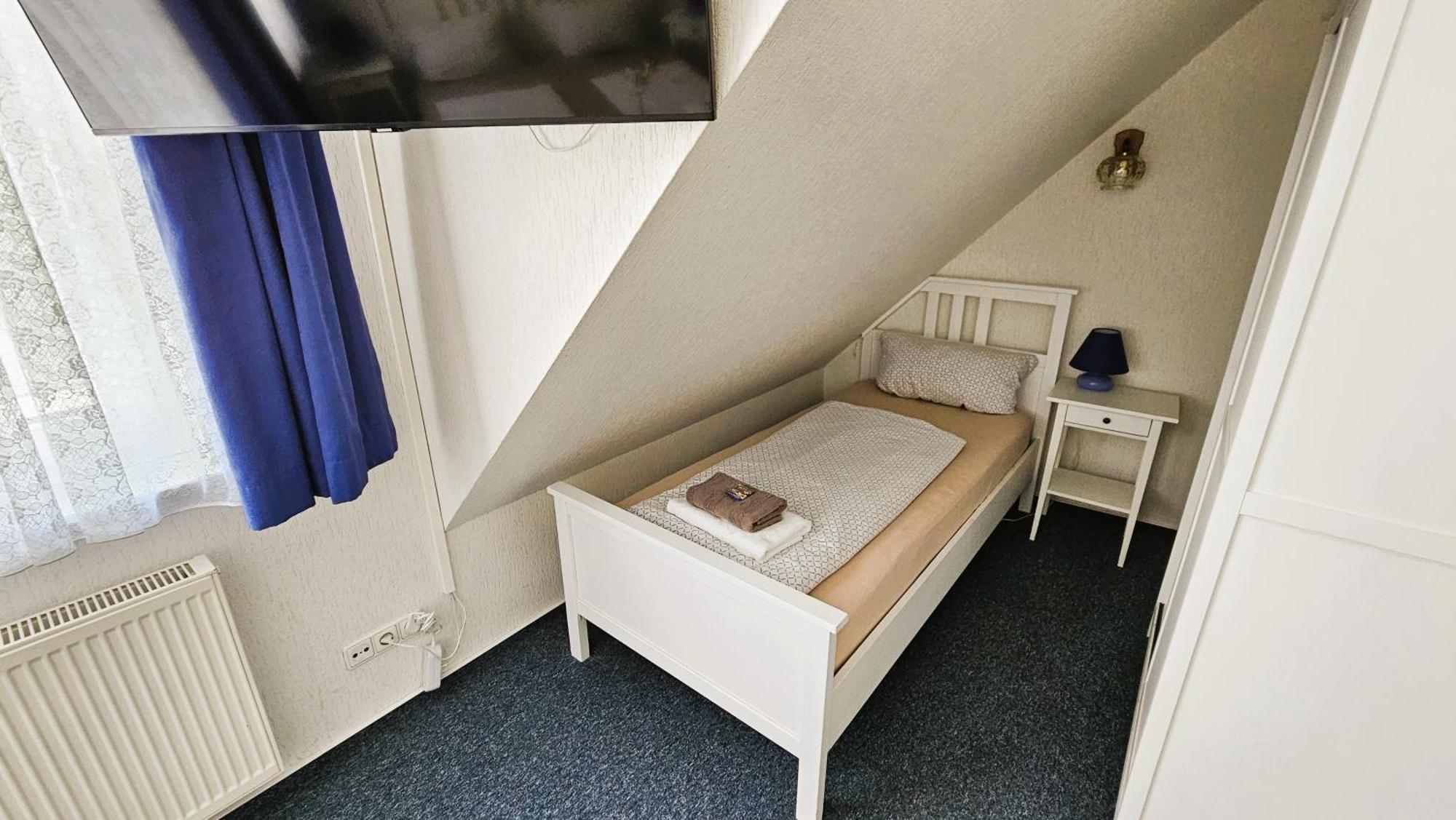 Hotel Dorfkrug Buesum Buitenkant foto