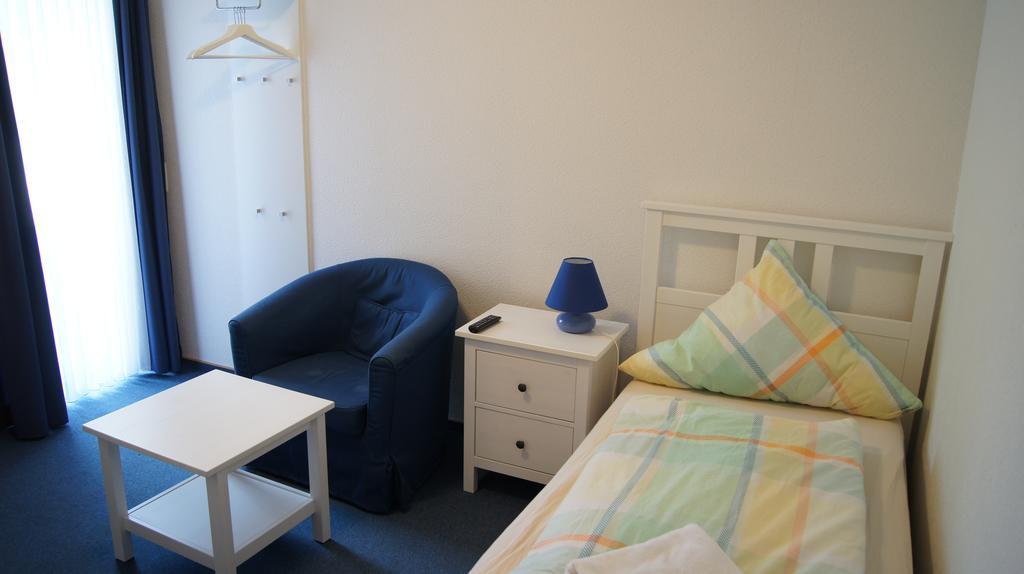 Hotel Dorfkrug Buesum Buitenkant foto